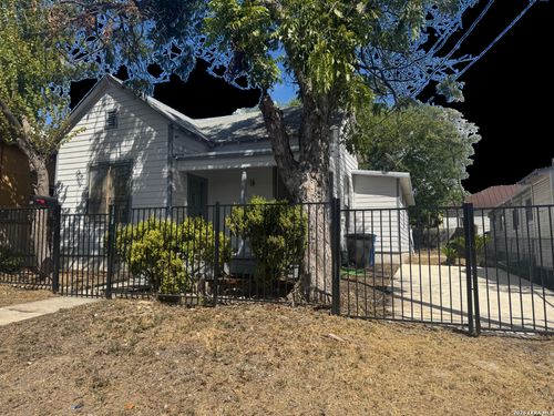 126 Cactus St, San Antonio, TX, 78203-1328 | Card Image