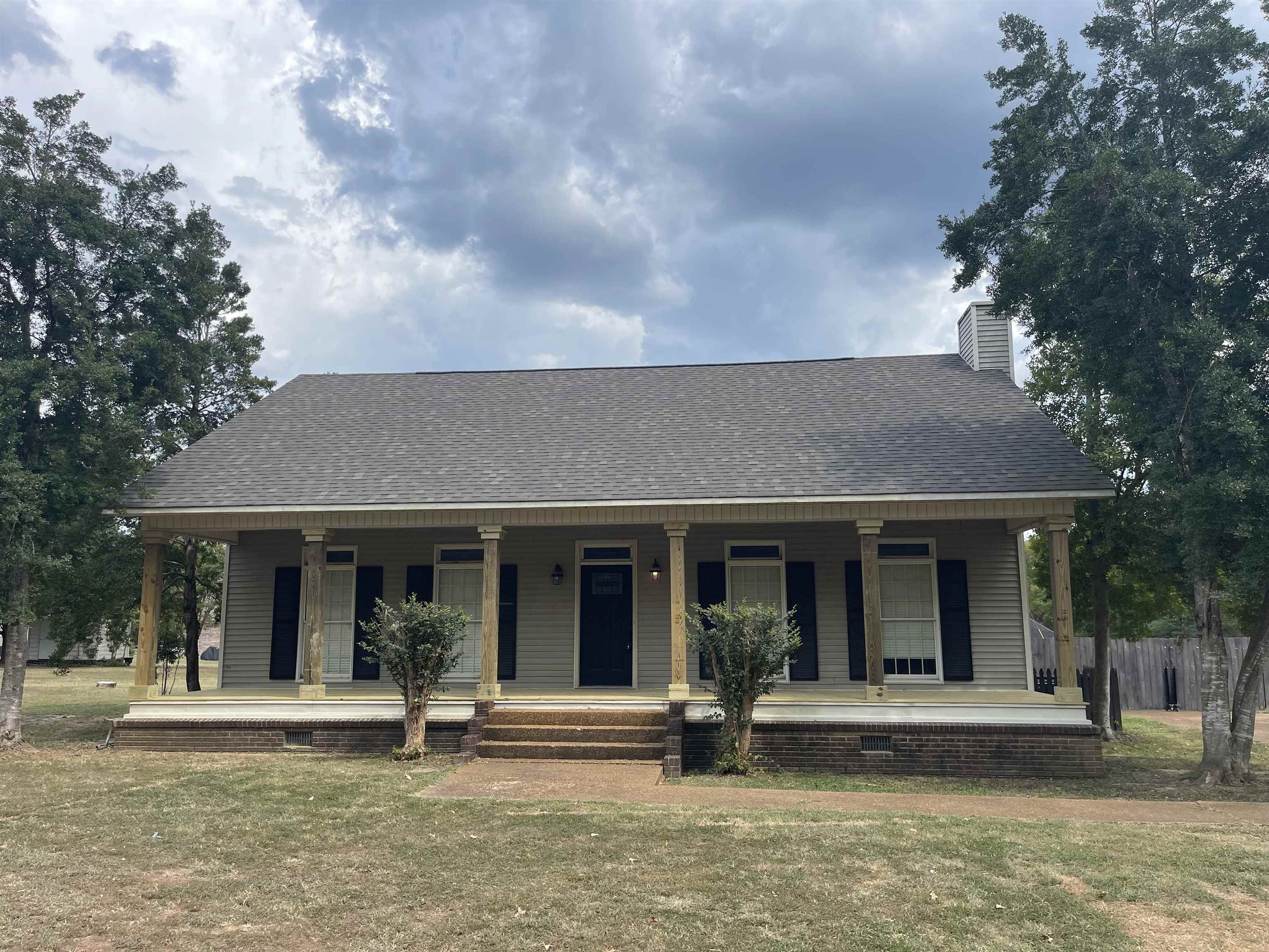 Ridgefield Dr, Savannah, TN 38372