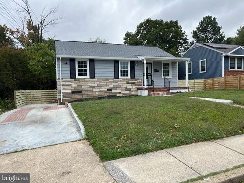 6019 Jamestown Rd, HYATTSVILLE, MD, 20782-2935 | Card Image