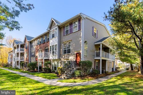 54 Versailles Ct, HAMILTON, NJ, 08619-4642 | Card Image