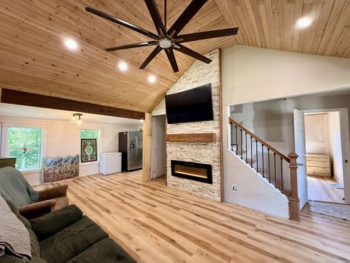 374 State Line Rd, Loretto, TN, 38469-2537 | Card Image