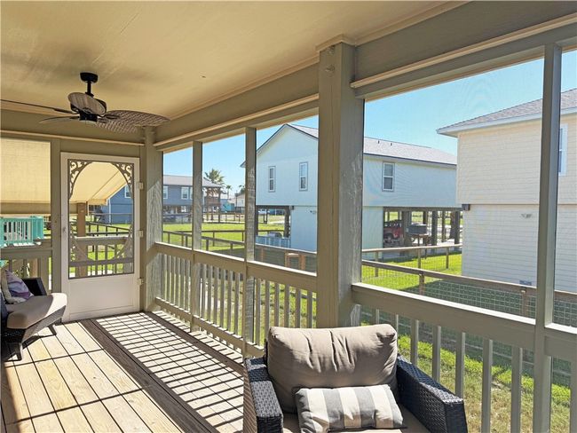 1020 S Live Oak St, House other with 2 bedrooms, 2 bathrooms and null parking in Rockport TX | Image 22