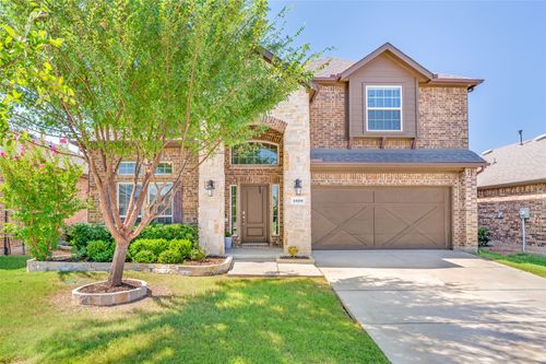1528 Trailwood Ter, Aubrey, TX, 76227-2962 | Card Image