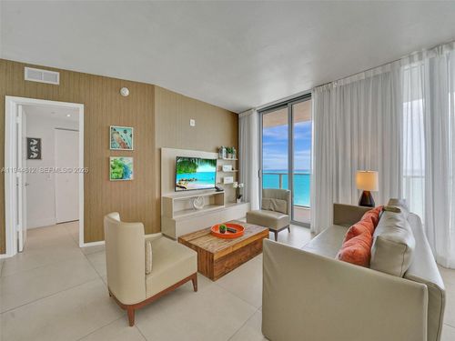 1201-4111 S Ocean Dr, Hollywood, FL, 33019-3055 | Card Image