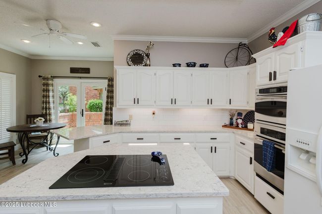5611 85 Th St, House other with 4 bedrooms, 3 bathrooms and null parking in Lubbock TX | Image 15