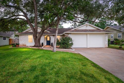 4805 Canyonbend Cir, Austin, TX, 78735-6604 | Card Image