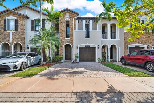 10346-10346 Nw 30th Ter, Doral, FL, 33172-5050 | Card Image