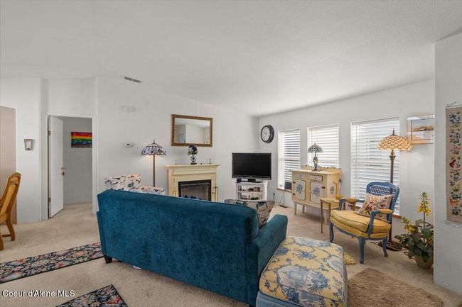 568 W Myriah Loop, House other with 3 bedrooms, 2 bathrooms and null parking in Coeur D Alene ID | Image 9