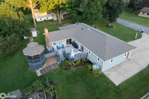 3868 Martin Ln Ne, Iowa City, IA, 52240-7951 | Card Image