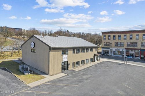 2 Guy Park Ave, Amsterdam, NY, 12010-4157 | Card Image