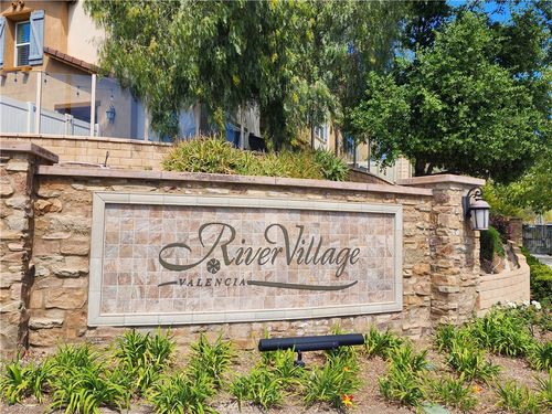 22013 Barrington Way, Santa Clarita, CA, 91350-5742 | Card Image