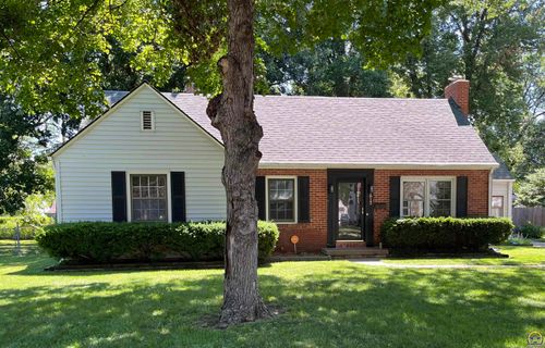 1812 Sw Webster Ave, Topeka, KS, 66604-3229 | Card Image