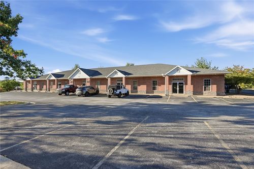 suite-5-2309 B Street, Bentonville, AR, 72712 | Card Image
