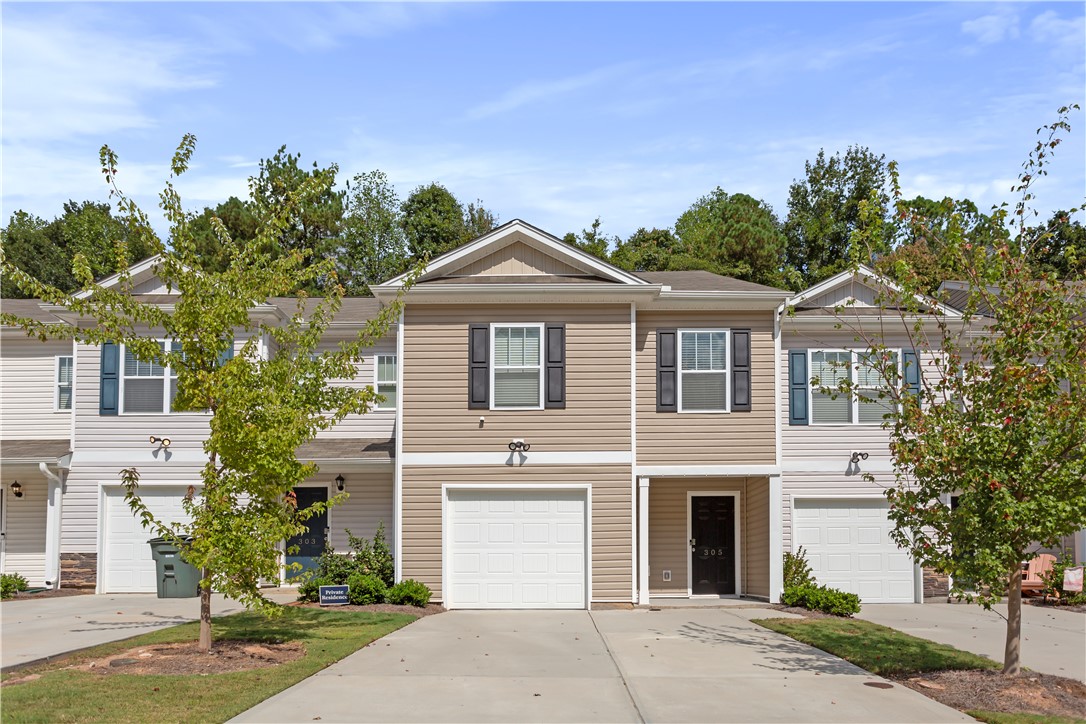 Oakmont Valley Trl, Seneca, SC 29678