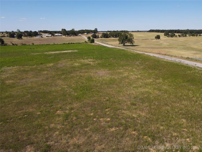 19394 Old Towne Rd, Home with 0 bedrooms, 0 bathrooms and null parking in Thackerville OK | Image 5