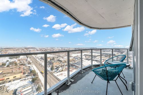 2204-1010 Sandy Beach Rd, Pickering, ON, L1W1Z4 | Card Image