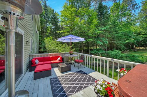 22 Pine Ridge Rd, Sunapee, NH, 03782-2208 | Card Image
