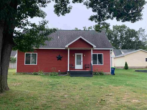 233 Logan St, Lake City, MI, 49651-8851 | Card Image