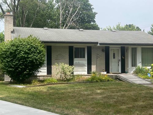 29581 Newport Drive, Warren, MI, 48088 | Card Image