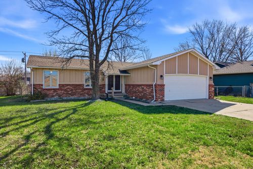 28 Harris Dr, Rose Hill, KS, 67133-9439 | Card Image