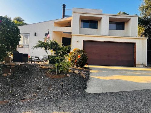 519 Minnesota St, Fallbrook, CA, 92028-2142 | Card Image