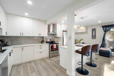 441 - 1305 Glenmore Trail Sw, Condo with 2 bedrooms, 1 bathrooms and 1 parking in Calgary AB | Image 2