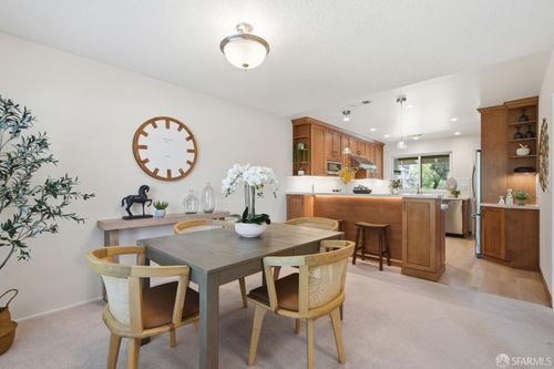 5-3136 Rossmoor Pkwy, Walnut Creek, CA, 94595-3330 | Card Image