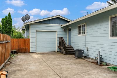 1848 Se 6th Avenue, House other with 2 bedrooms, 2 bathrooms and 1 parking in Camas WA | Image 2