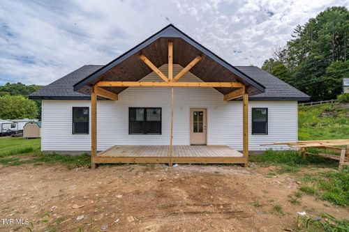 166 Burley Shouns Ln, Mountain City, TN, 37683-6369 | Card Image