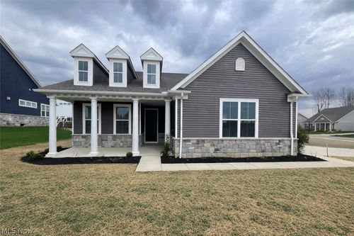 913 Arthur Trl, Aurora, OH, 44202-8918 | Card Image