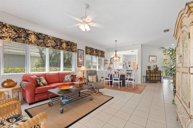 5223 97 Th St E, House other with 2 bedrooms, 2 bathrooms and null parking in BRADENTON FL | Image 25