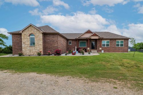 9928 W 95th St S, Clearwater, KS, 67026-9083 | Card Image