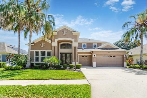 8758 Crystal Creek Ct, LAND O LAKES, FL, 34638-6162 | Card Image