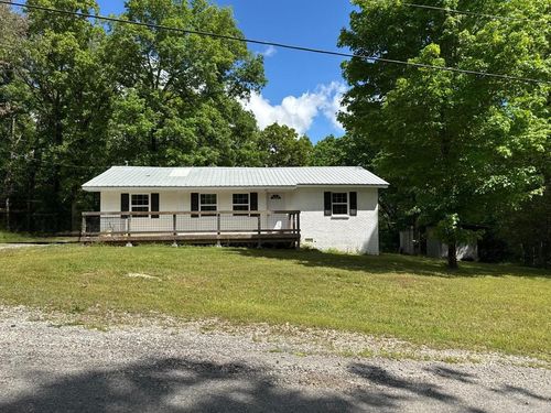32 Pine St, Evening Shade, AR, 72532-9319 | Card Image