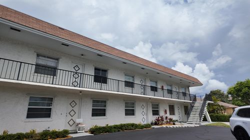 207-227 Castlewood Dr, North Palm Beach, FL, 33408-5639 | Card Image