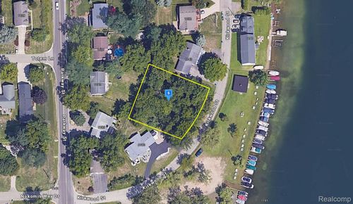1150 Kirkwood Street, Waterford Charter Township, MI, 48328 | Card Image