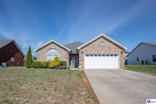 425 Cabernet Dr, Vine Grove, KY, 40175-8407 | Card Image