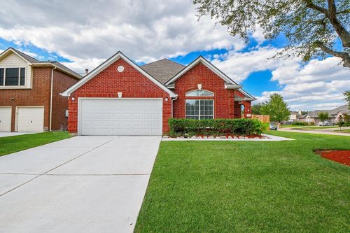 802 Childers Ct, Stafford, TX, 77477-5839 | Card Image