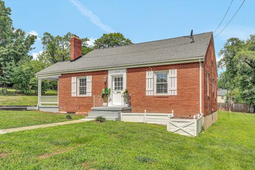 2604 Vancouver Dr Nw, Roanoke, VA, 24012-2732 | Card Image