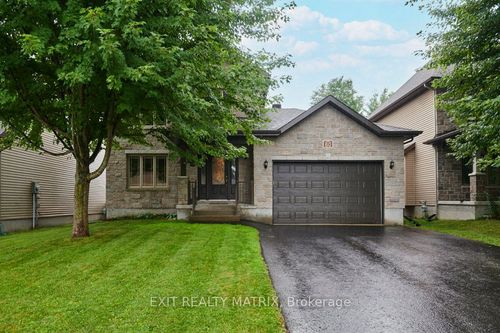 60 Constantineau St, Limoges, ON, K0A2M0 | Card Image