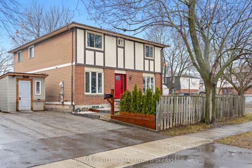 2 Barnstead Crt, Brampton, ON, L6Y2K5 | Card Image
