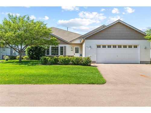 105 Bridgewater Trl, Hudson, WI, 54016-7781 | Card Image