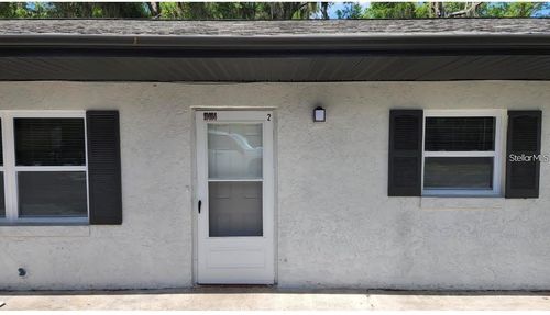 10464-10460 Se Us Highway 441, BELLEVIEW, FL, 34420-2806 | Card Image