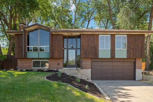 276 N 100 E, North Salt Lake, UT, 84054-2405 | Card Image