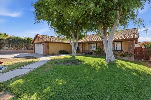 20801 Hollis Dr, Perris, CA, 92570 | Card Image