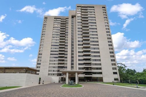 401-49 Briar Hollow Ln, Houston, TX, 77027-9307 | Card Image