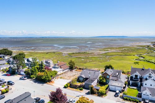 1244 Beach Grove Rd, Delta, BC, V4L1N6 | Card Image
