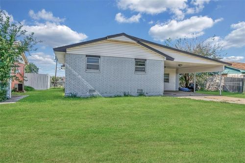 1510 Nw 49th St, Lawton, OK, 73505-3239 | Card Image