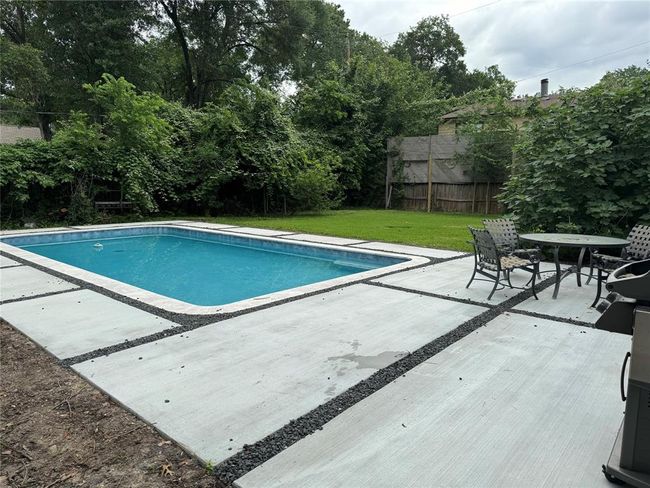9102 N Allegro St, House other with 2 bedrooms, 2 bathrooms and null parking in Houston TX | Image 22