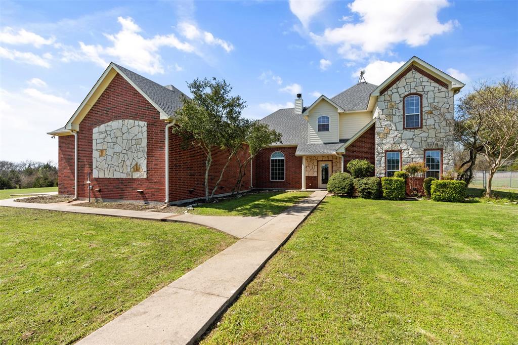 1299 Blackmon Road, For Sale in Van Alstyne Zoocasa